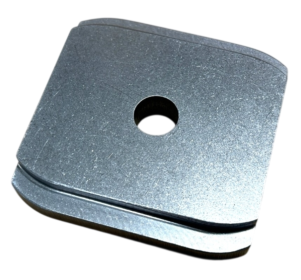 Keeper for lathes with 2.5" bed gap